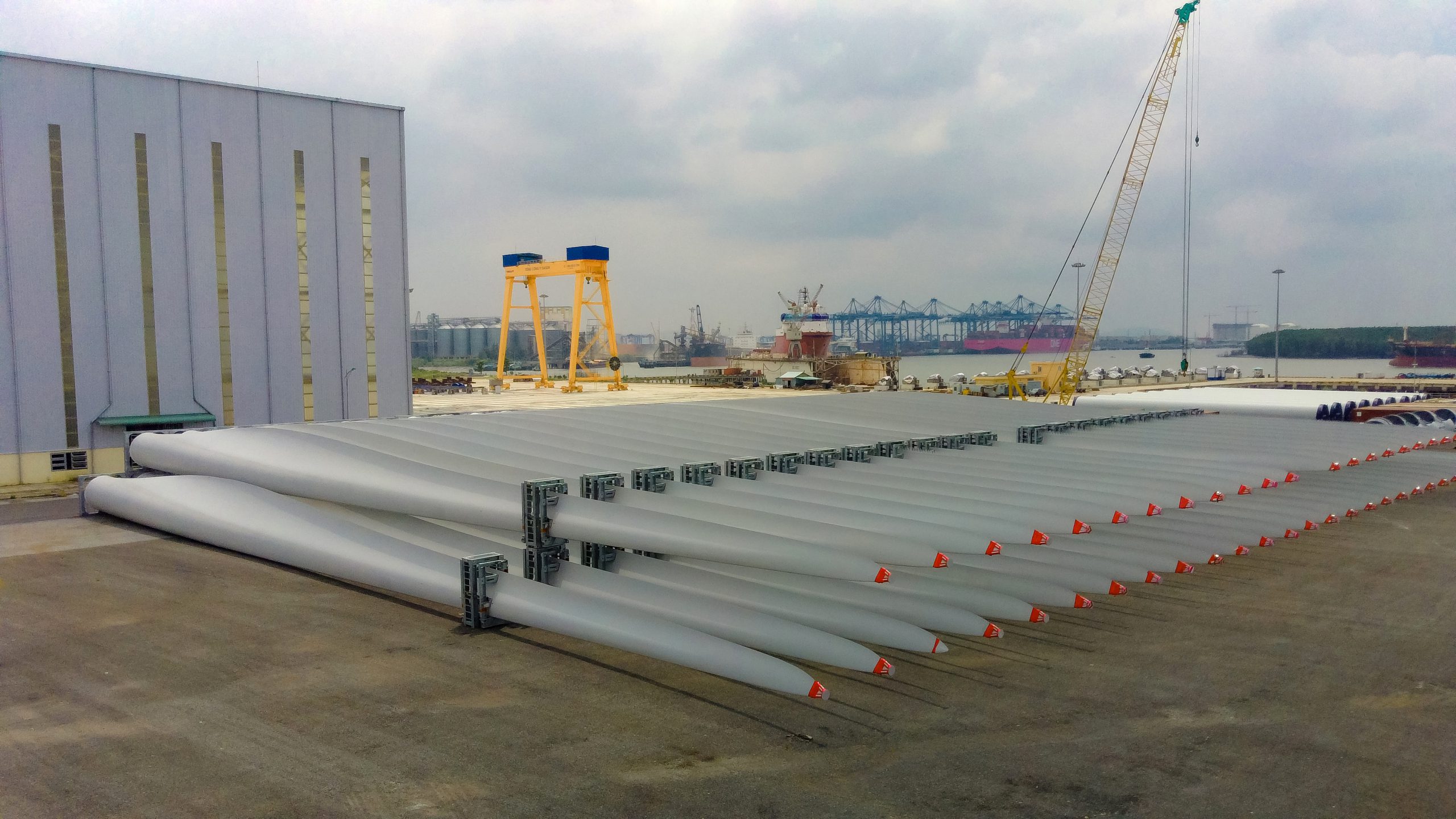 WAREHOUSING/STORAGE SERVICES